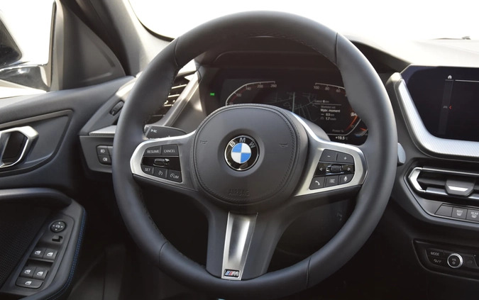 BMW Seria 1 cena 153900 przebieg: 4000, rok produkcji 2023 z Orzesze małe 529
